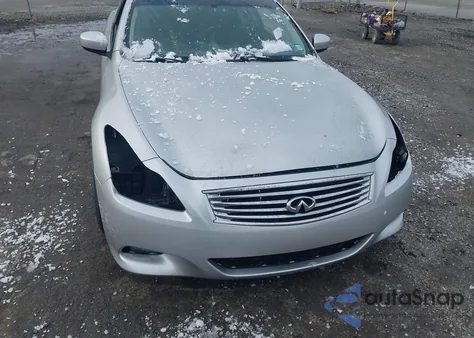2008 Infiniti G37 Journey z USA, uszkodzony, nr VIN JNKCV64E18M117953